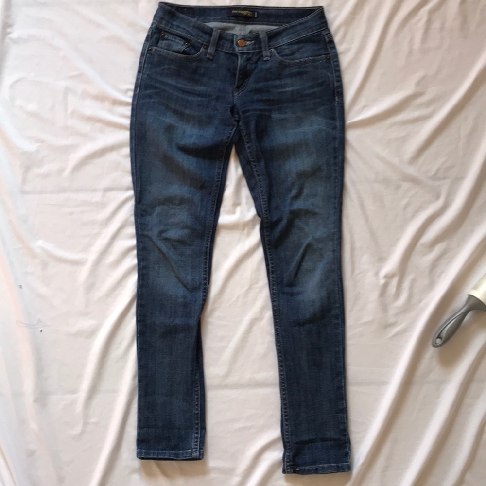 Levi’s low rise jeans